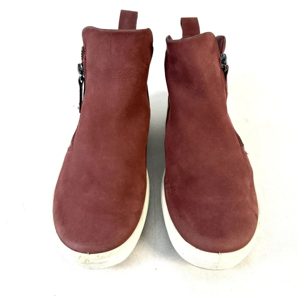 ECCO Women's Burgundy Red Soft 7 Nubuck Ankle Boot Size 38 7.5 High Top Sneaker